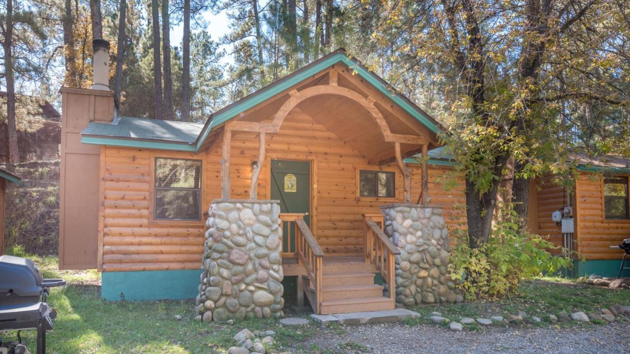 Upper Canyon Inn & Cabins Ruidoso Exterior photo